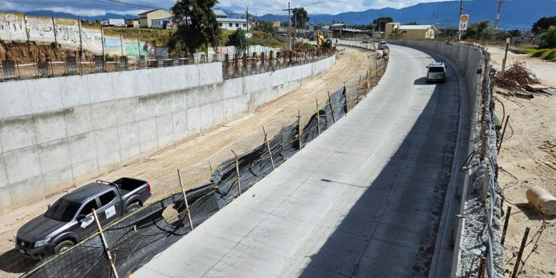 Avanza construcción del paso a desnivel frente al Organismo Judicial en Quetzaltenango