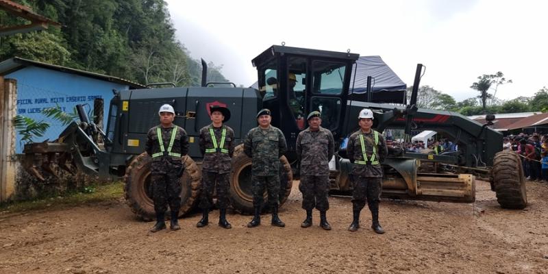 Cuerpo de Ingenieros del Ejército de Guatemala inicia labores de mejoramiento de la red vial estratégica.