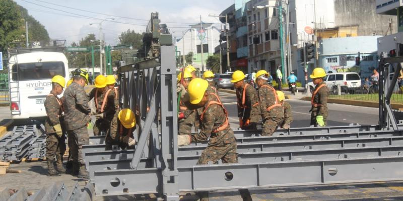 Ejército de Guatemala demuestra sus capacidades de atención a emergencias durante el Macro Simulacro 2025.