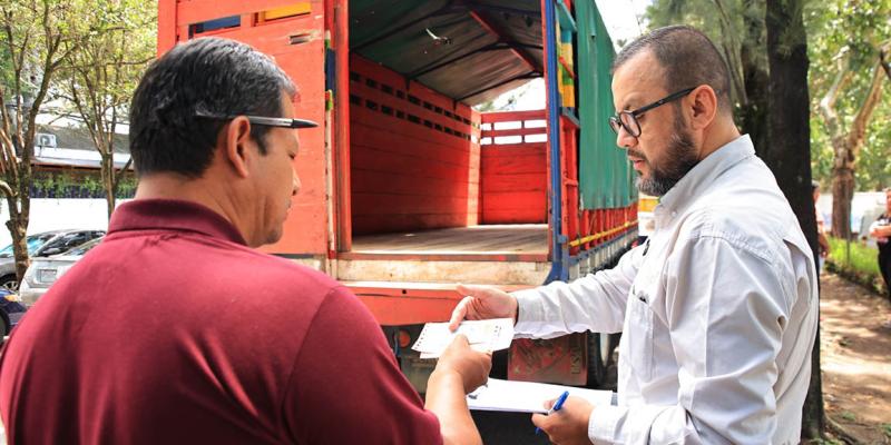 Jornada de emisión y renovación de licencias sanitarias de transporte en Petén