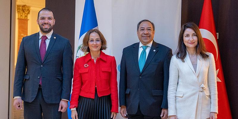 comunicado del Minex