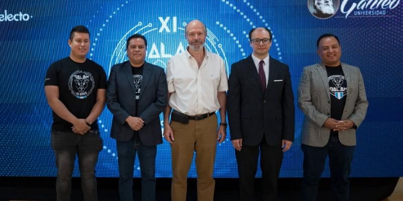 Inscríbete y representa a Guatemala en competencias internacionales de robótica