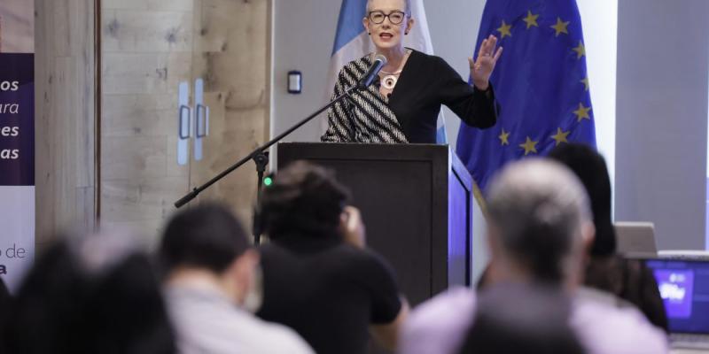 Las MIPYMES aportan al menos el 40% del Producto Interno Bruto (PIB) y aproximadamente el 70% de los empleados ocupados están concentrados en estas empresas en Guatemala.