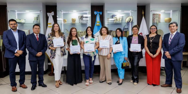 Seis de estas empresarias han sido seleccionadas para representar a Guatemala en EXPOCOMER 2025 en Panamá, donde podrán exhibir sus productos y generar nuevas oportunidades de negocio. 