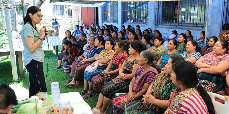 Reconocen rol de las mujeres rurales en la seguridad alimentaria y la economía