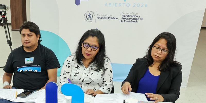 Continúan mesas de trabajo para los sectores económico y político-institucional