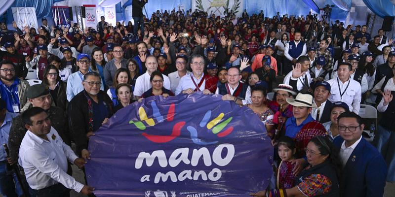 Mano a Mano en Santiago Chimaltenango, Huehuetenango. 