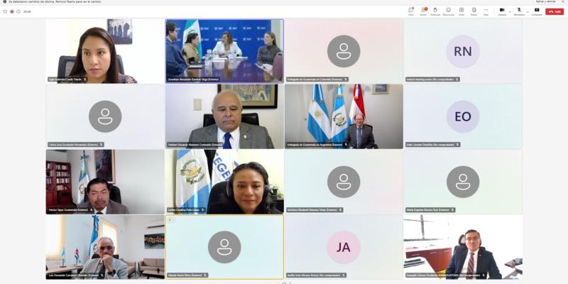 Reunión virtual con embajadores guatemaltecos acreditados en el extranjero.