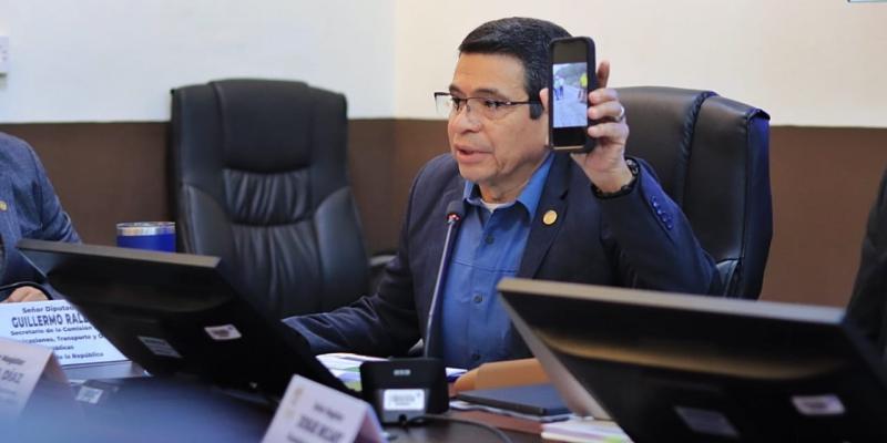 CIV aborda temas clave sobre infraestructura vial ante comisión legislativa