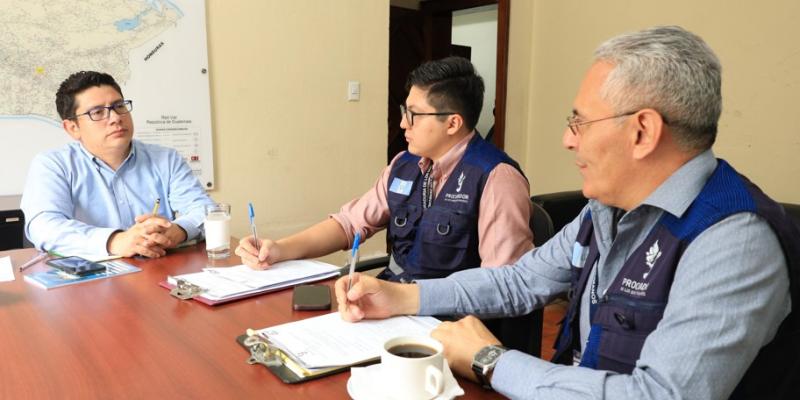 DGT conformará mesa técnica para velar por los derechos de los usuarios del transporte público