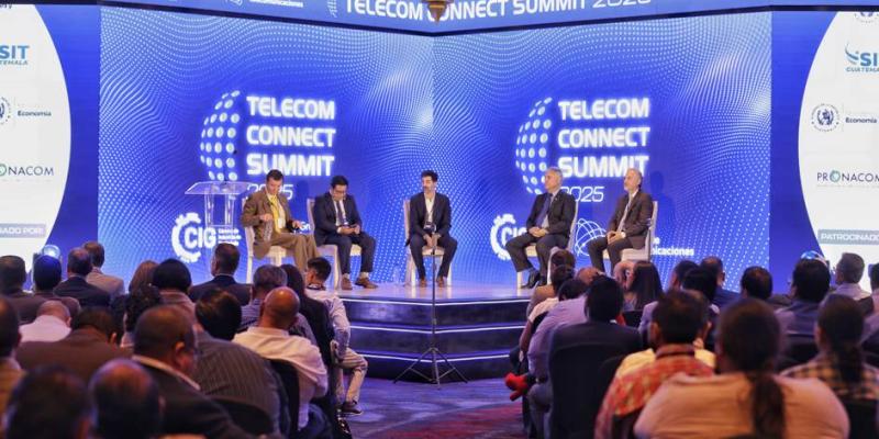 Guatemala apuesta por cerrar la brecha digital: CIV y SIT explican desafíos y oportunidades en el  Telecom Connect Summit 2025