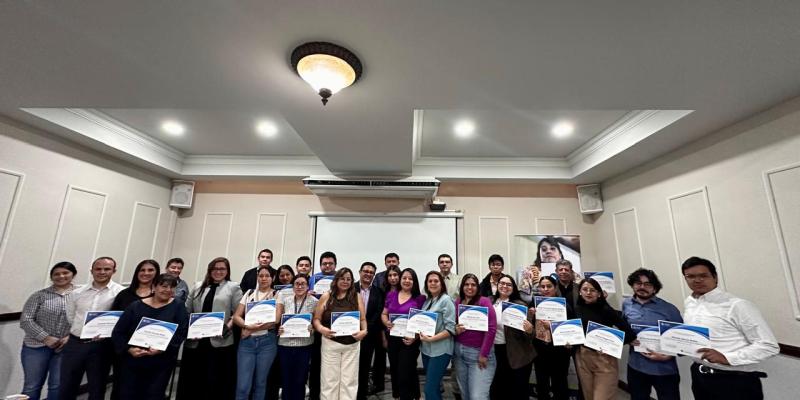 El objetivo del encuentro fue brindar a los participantes conocimientos prácticos para estructurar ofertas técnicas competitivas y viables.