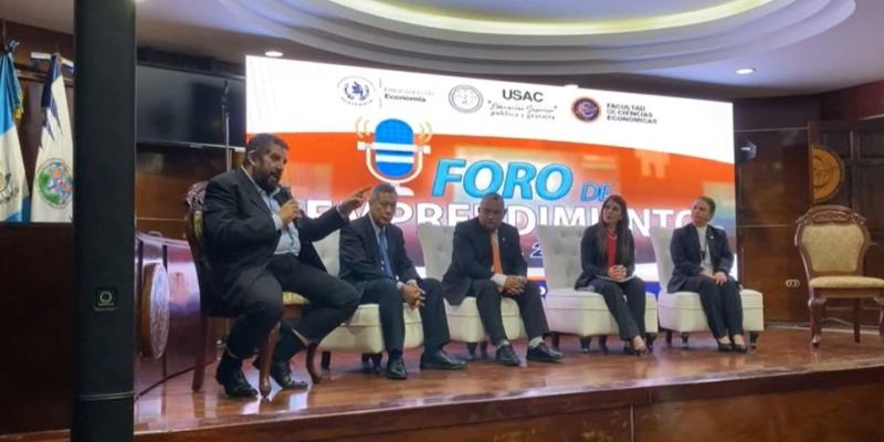 La jornada tuvo como objetivo principal promover la cultura emprendedora y fortalecer el ecosistema de emprendimiento en Guatemala. 