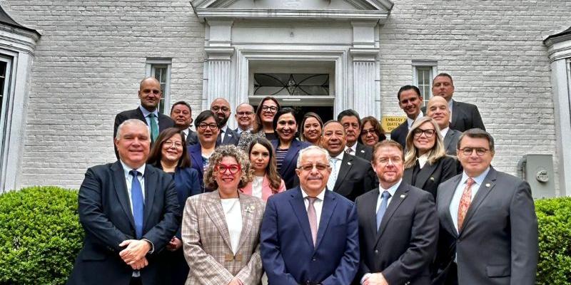 En este primer día, la delegación sostuvo una reunión oficial con la Oficina del Representante Comercial de EE. UU.