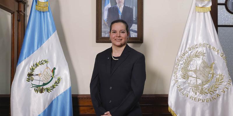 María Fernanda Rivera asume como ministra de Agricultura, Ganadería y Alimentación