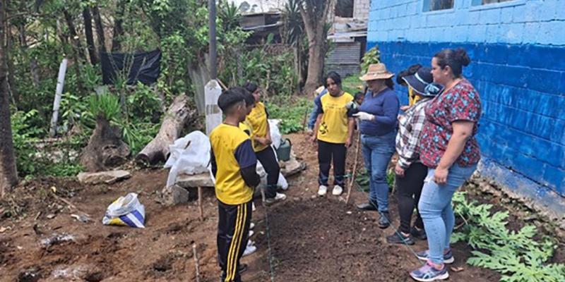 San Pedro Ayampuc cuenta con un huerto comunal