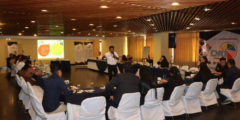 CIV participa en capacitación para uso correcto del lenguaje sobre discapacidad