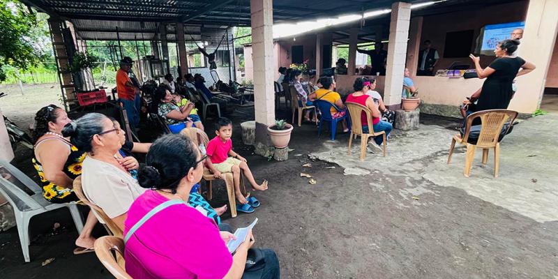 Agricultoras de Masagua capacitadas para implementar huertos comunales