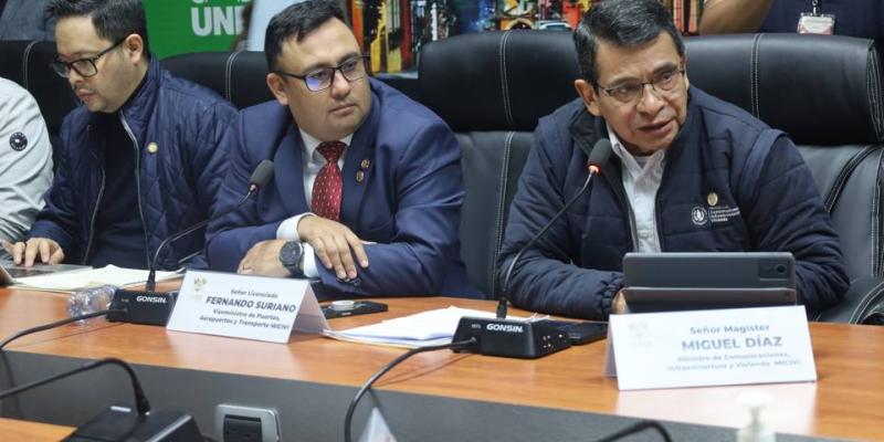 CIV impulsa mejoras en luces y drenaje del AILA