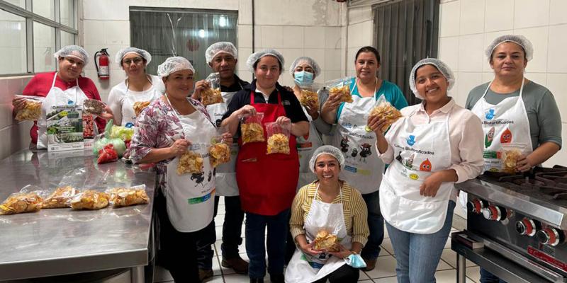 Educadoras del hogar optimizan conocimientos de alimentación nutritiva