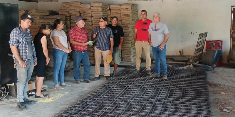 Entregan materiales para restaurar sistema de riego en Zacapa 