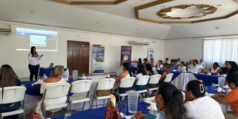 El taller fue una oportunidad valiosa para los asistentes, quienes obtuvieron orientación actualizada y detallada sobre los trámites necesarios ante instituciones públicas.