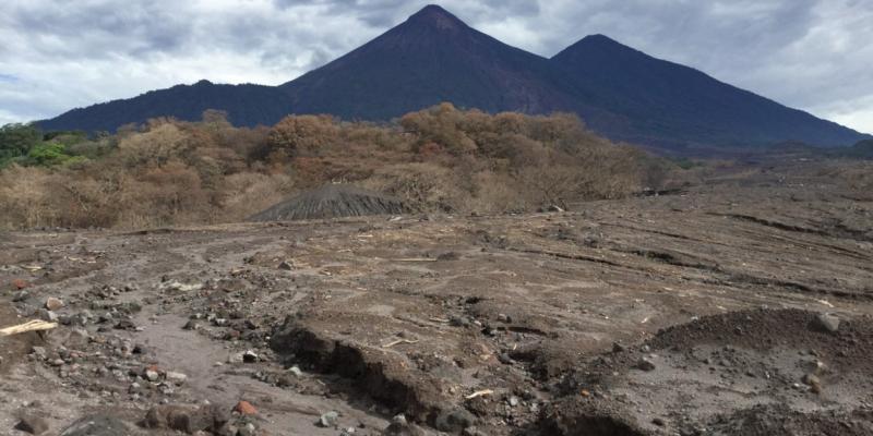 PORTADA VOLCAN FUEGO