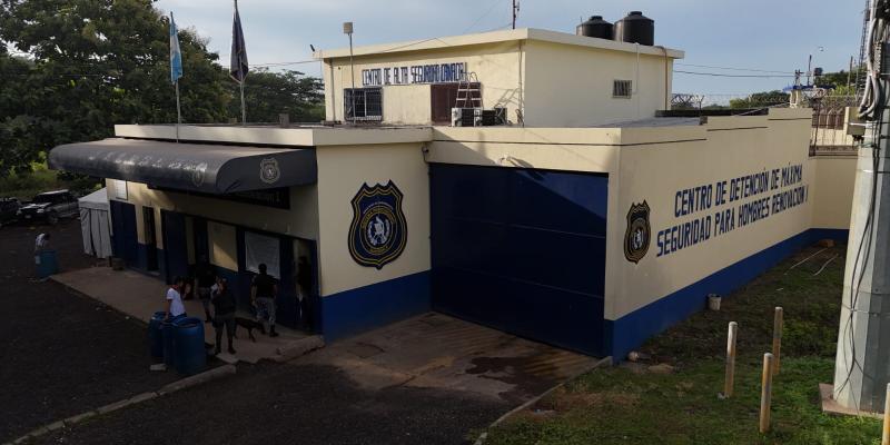 Restablecen controles de seguridad en centro carcelario Renovación I