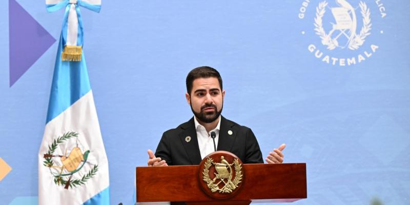 Secretario Santiago Palomo 