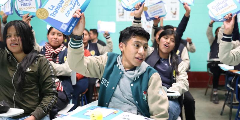 Primer semestre marca avance en Cultura Fiscal: más de 5 mil estudiantes capacitados en fiscalización del gasto público
