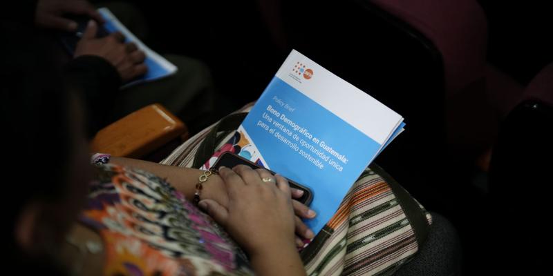 Datos sobre bono demográfico fueron presentados por UNFPA. 
