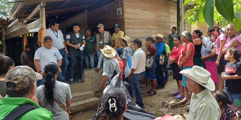 Entregan semillas para fortalecer la agricultura familiar en Gualán