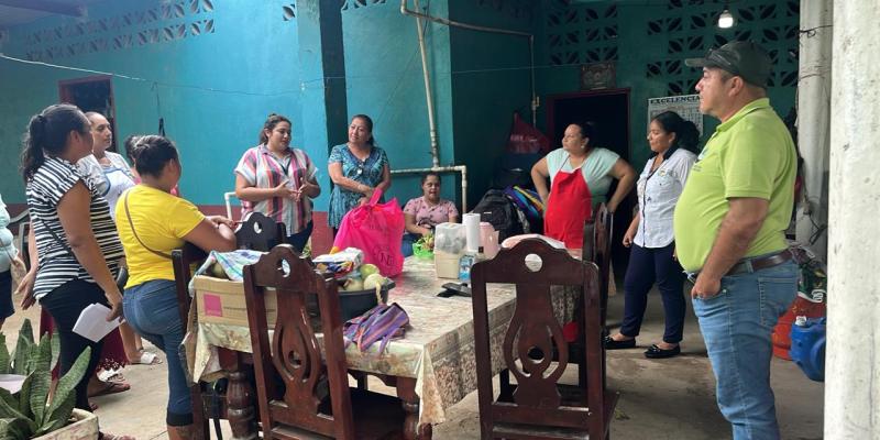 Fortalecen la autonomía y el liderazgo comunitario con capacitación a mujeres en Ocós