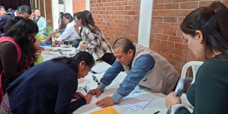 Huertos escolares fortalecen alimentación y educación en Sacatepéquez