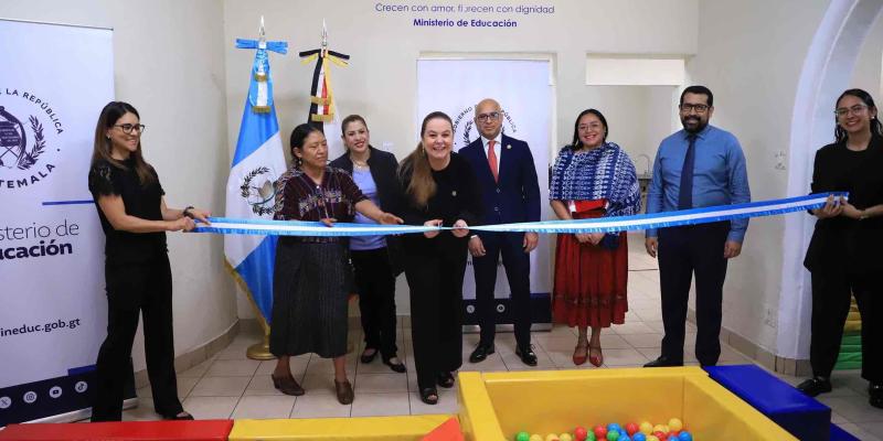 Mineduc inaugura Centro de Atención Integral para hijos e hijas de trabajadores