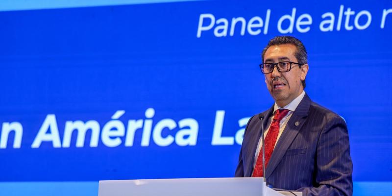 Ministro de Finanzas destaca rol fiscal para reducir desigualdad en seminario regional en Guatemala