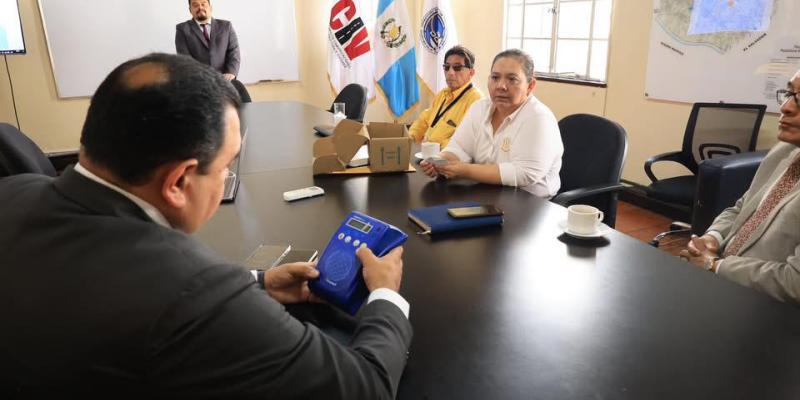 Pago con un solo clic, DGT evalúa propuesta de sistema electrónico para transporte extraurbano