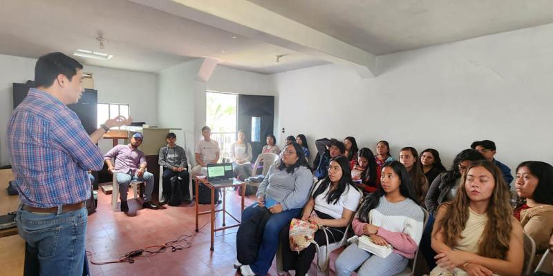 Trazan ruta de proyectos que servidores cívicos apoyarán en Chimaltenango