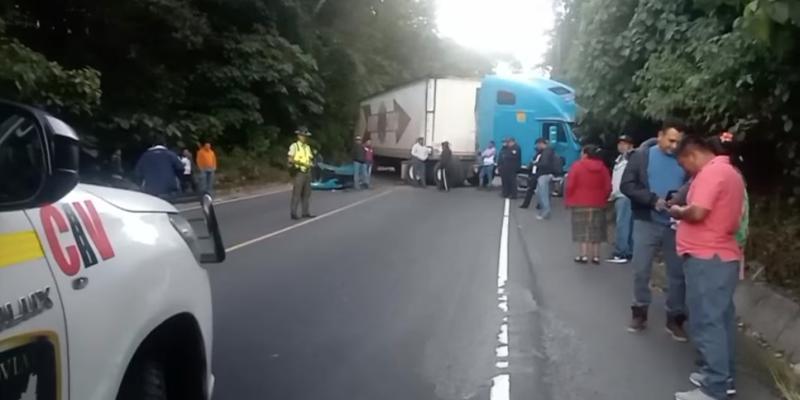 Provial atiende accidente en la RN-14 en Alotenango