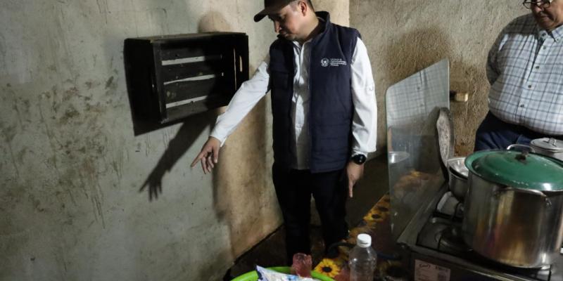 Viceministerio de Vivienda y CONRED articulan acciones para atender a familias afectadas por el sismo del 8 de julio en San Vicente Pacaya