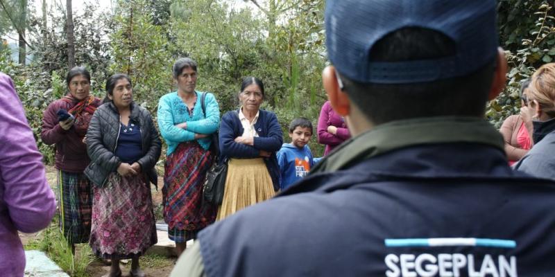 Especialistas de SEGEPLAN realizan visitas de evaluación ex post de proyectos de desarrollo.