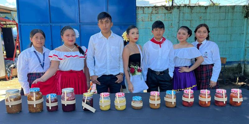 AMER de San Marcos promueve el emprendimiento juvenil 