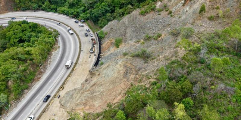 Talud en km 43 de ruta al Atlántico será reforzado con bermas y gaviones