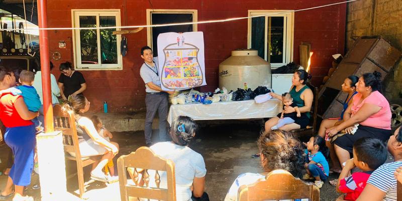 En Retalhuleu promueven el uso adecuado de alimentos y recetas saludables