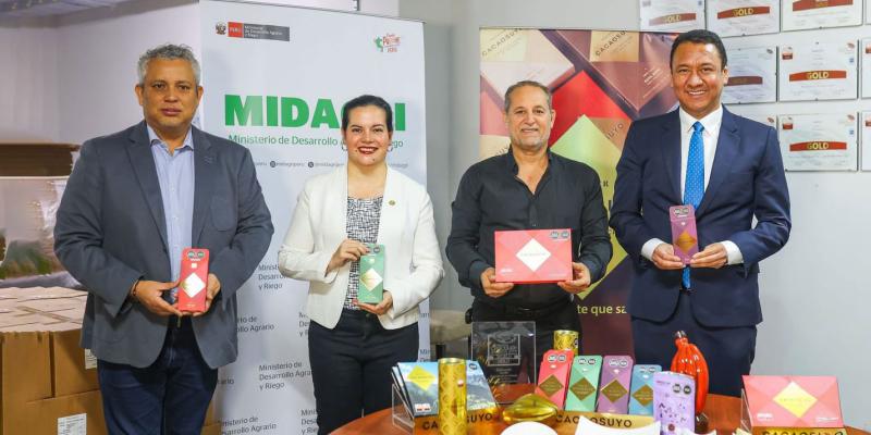 Guatemala y Perú promoverán sello de no trabajo infantil en producciones de cacao y chocolate