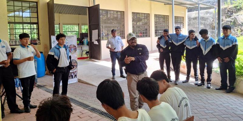 Jóvenes fortalecen conocimientos agrícolas 