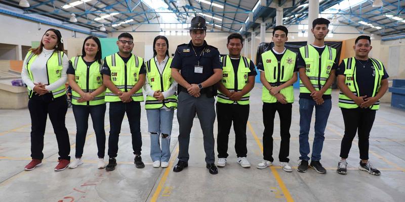 Jóvenes de El Progreso se gradúan como Servidores por la Educación Vial junto a PROVIAL
