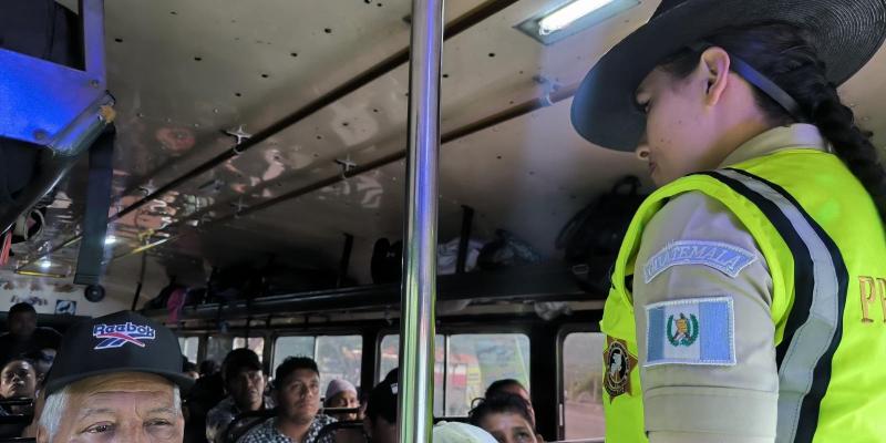 Instituciones refuerzan operativos viales para fortalecer la seguridad y transparencia en las carreteras