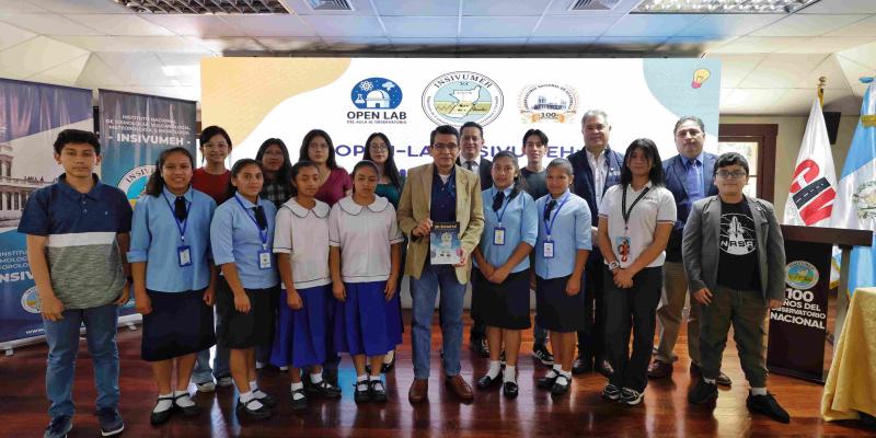 El Open LAB del Insivumeh fomenta el interés por la ciencia entre los jóvenes