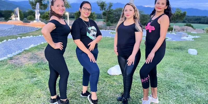 Señora Parque de la Paz Kevin Cordón 2025